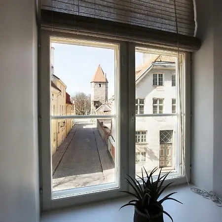 Lai Apartment *