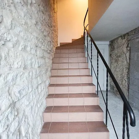 Lai Apartment *
